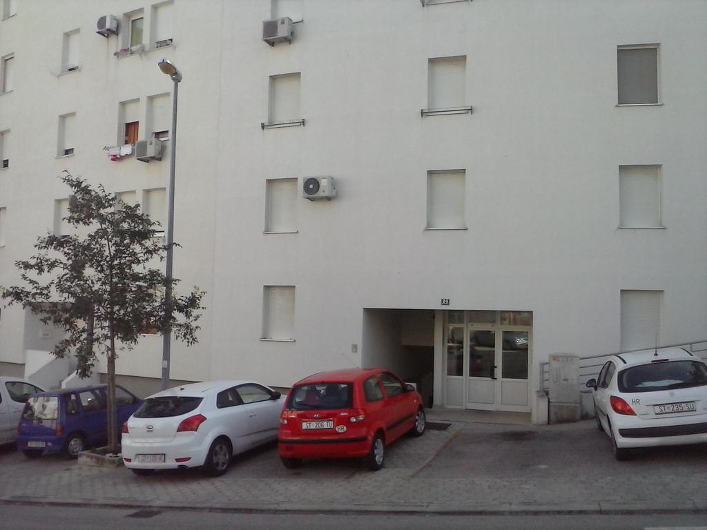 Apartment Ivana Split Exterior foto